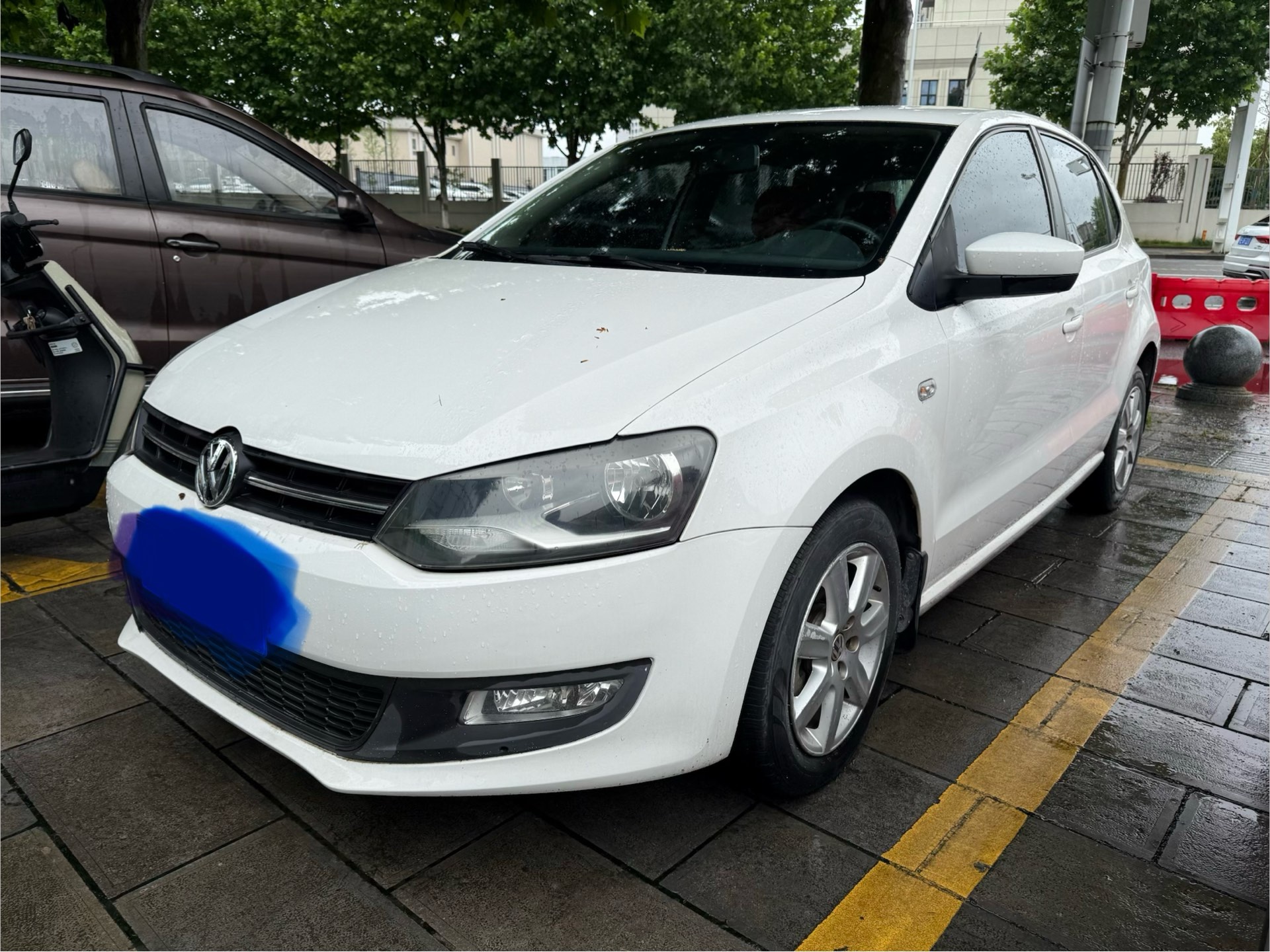 Volkswagen Polo 2014 Volkswagen Polo 2014 car image