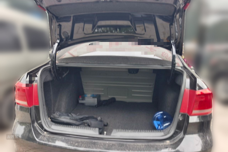 Volkswagen Santana 2015 car image #21