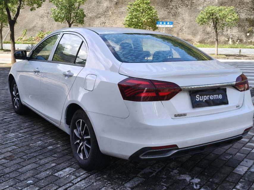 GEELY Emgrand 2019 #5 GEELY Emgrand 2019 car image #5