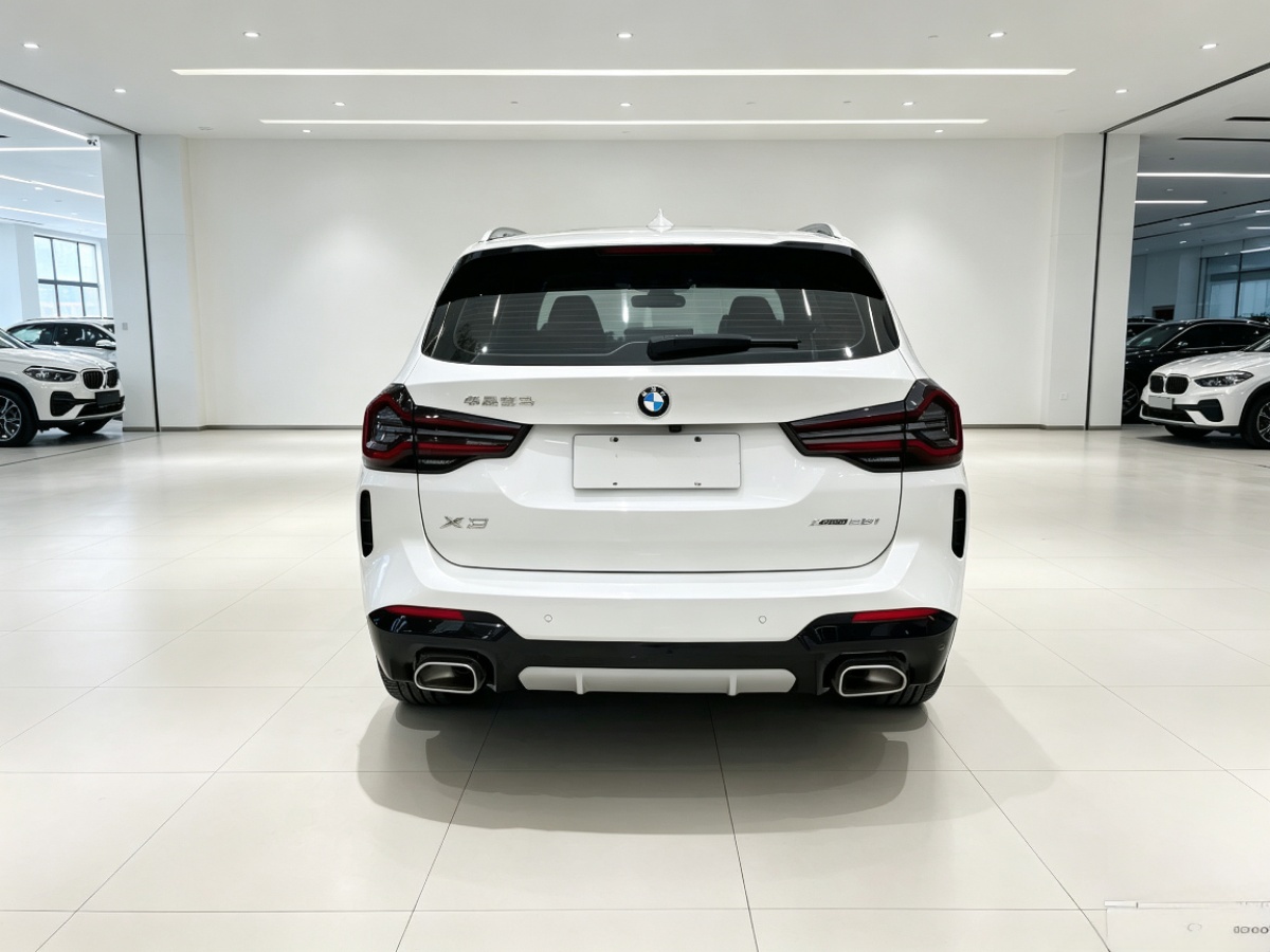 BMW X3 2022 car image #8