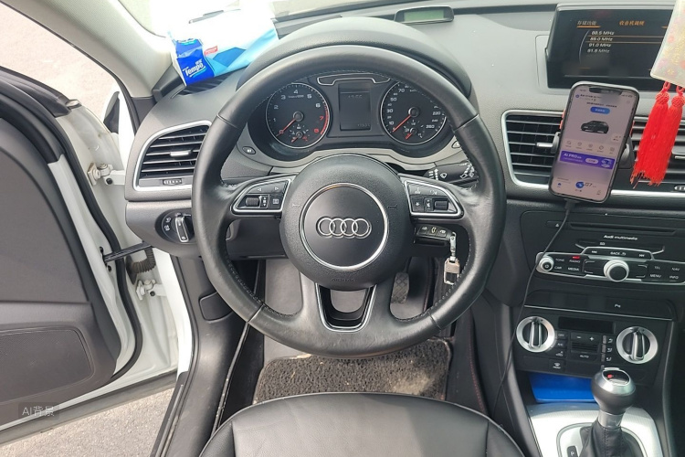 Audi Q3 2016 #12 Audi Q3 2016 car image #12