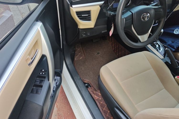 Toyota Corolla 2018 #13 Toyota Corolla 2018 car image #13