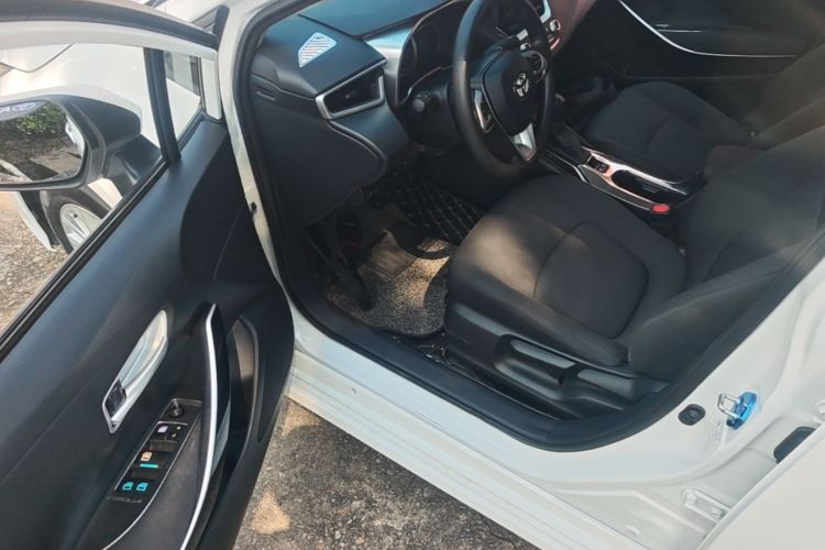 Toyota Corolla 2021 car image #12