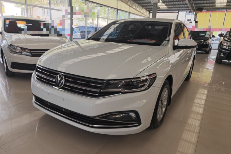 Volkswagen Bora 2021 immagine di auto #2