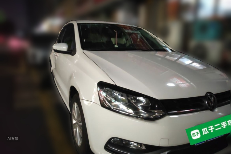 Volkswagen Polo 2015 car image #4