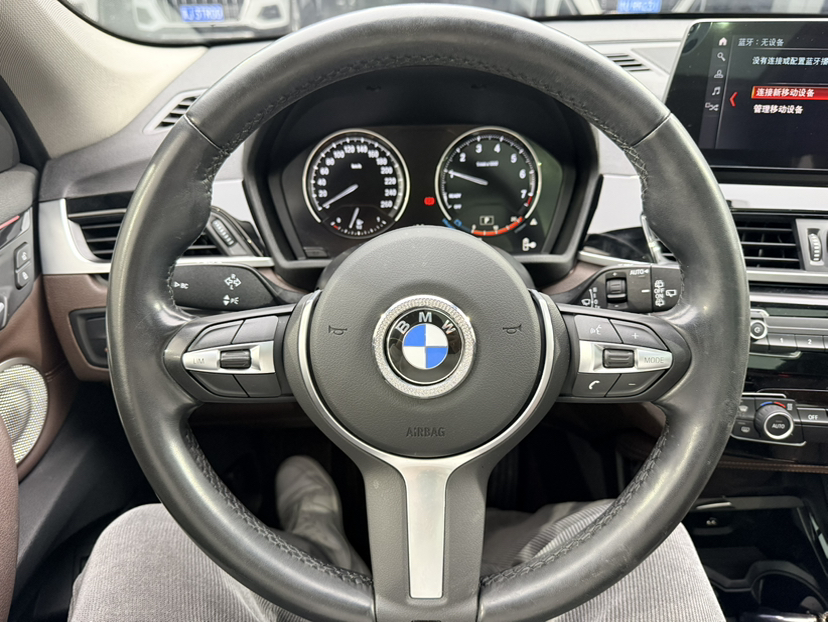 BMW X1 2023 #7 BMW X1 2023 صورة سيارة #7