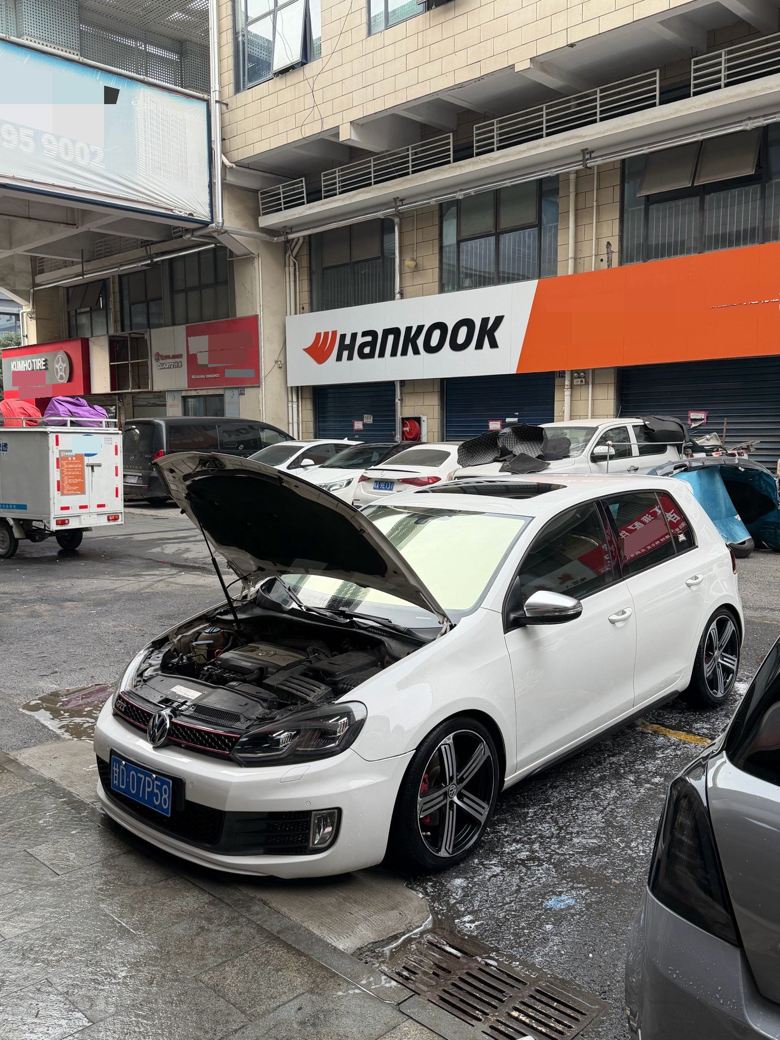 Volkswagen GolfGTI 2012 immagine di auto #4