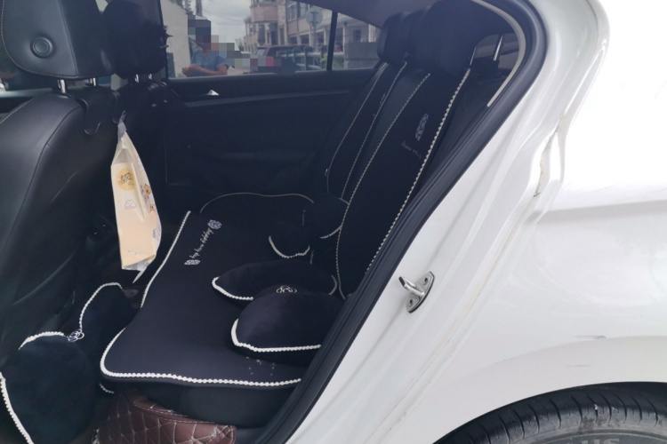 Volkswagen Bora 2020 car image #10