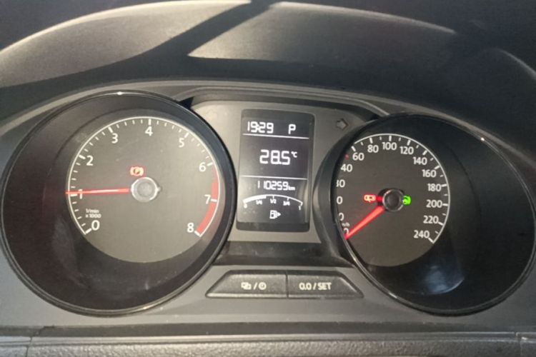 Volkswagen Lavida 2018 car image #12