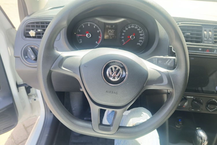 Volkswagen Polo 2019 #11 Volkswagen Polo 2019 car image #11