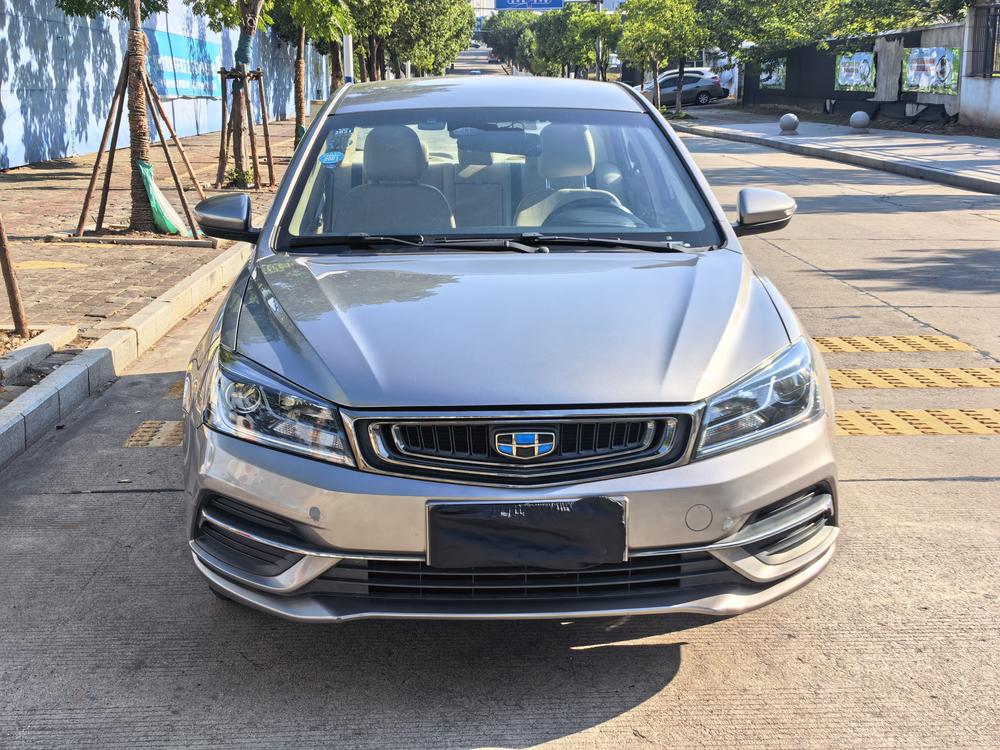 GEELY Emgrand 2018 immagine di auto #2