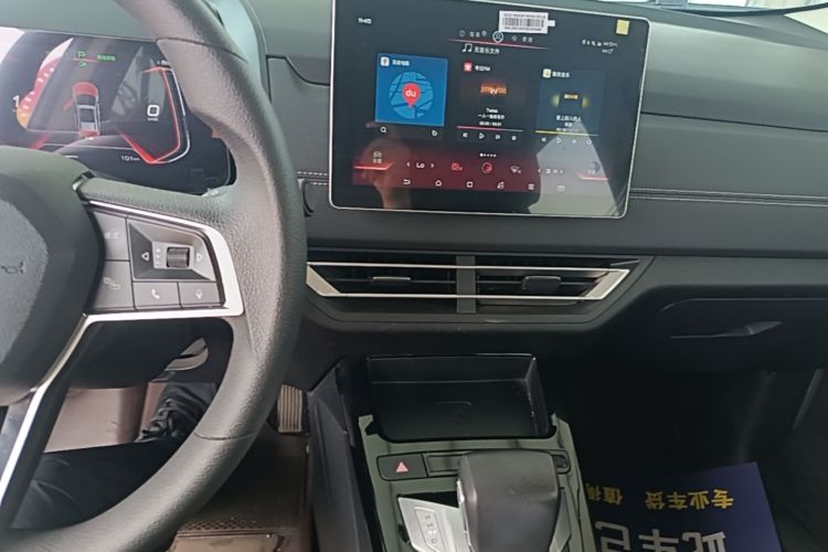 BYD Yuan New Energy 2019 #13 BYD Yuan New Energy 2019 изображение автомобиля #13