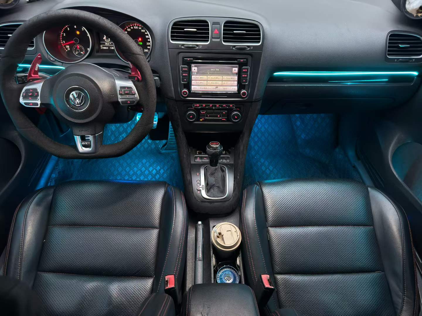 Volkswagen GolfGTI 2011 #5 Volkswagen GolfGTI 2011 car image #5
