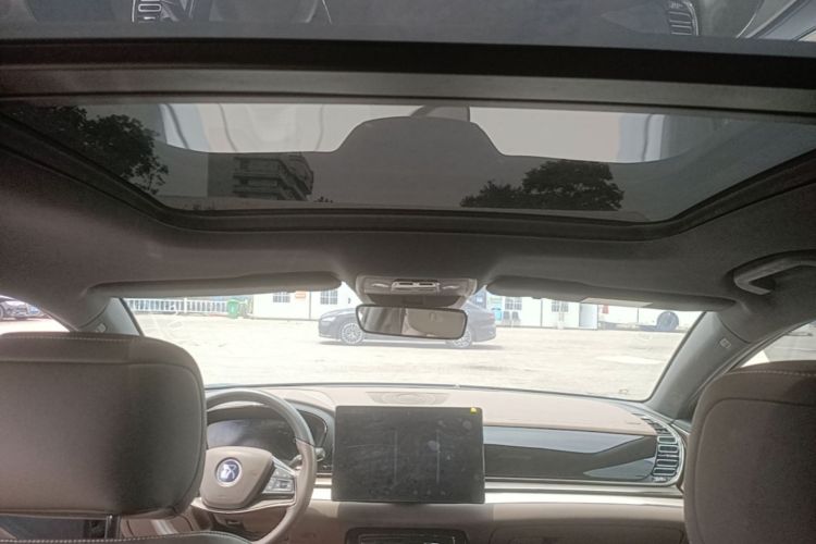 BYD Han 2022 #18 BYD Han 2022 car image #18