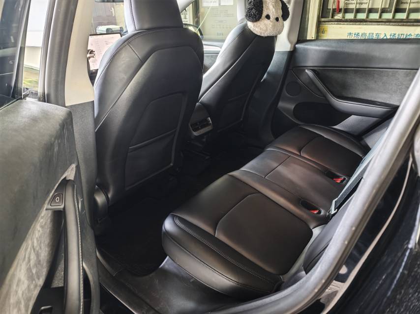 Tesla Model Y 2024 #6 Tesla Model Y 2024 immagine di auto #6