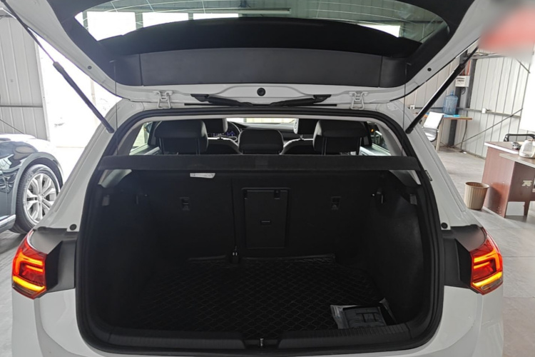 Volkswagen Golf 2022 #19 Volkswagen Golf 2022 car image #19