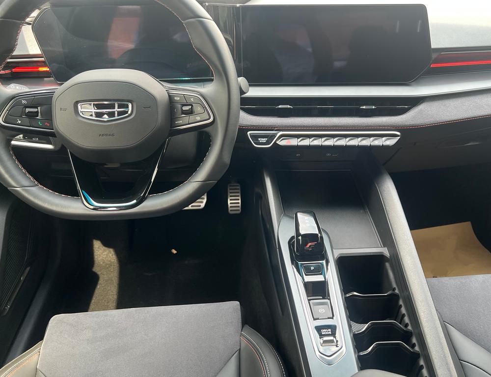 GEELY Binray 2022 car image #9