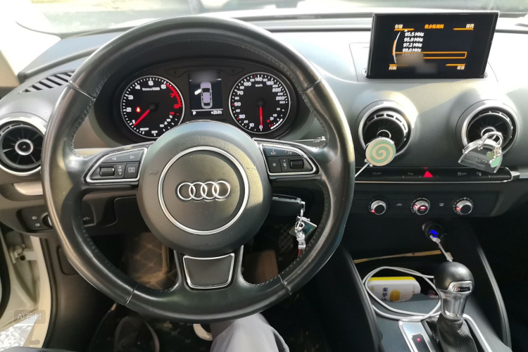 Audi A3 2017 #11 Audi A3 2017 car image #11