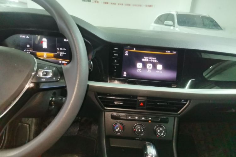 Volkswagen Lavida 2022 car image #17