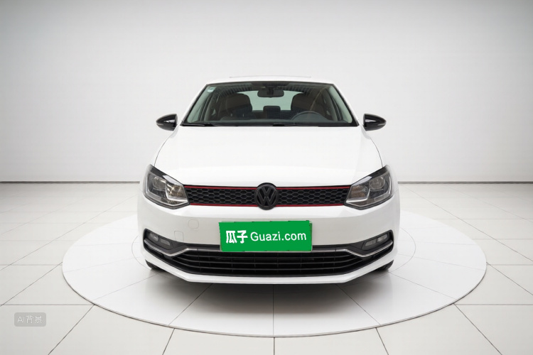 Volkswagen Polo 2015 car image #3