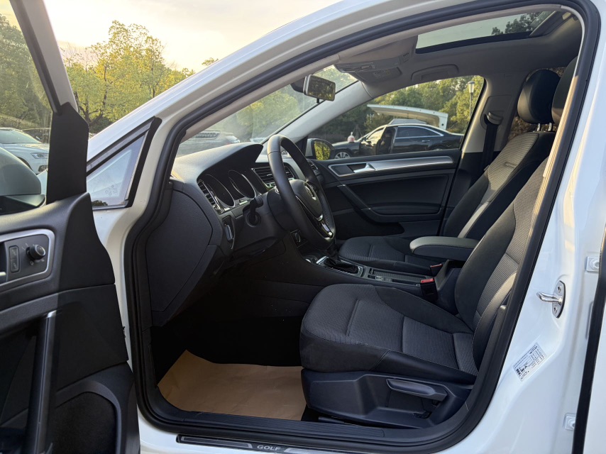 Volkswagen Golf 2019 #6 Volkswagen Golf 2019 car image #6