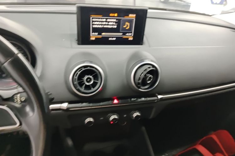 Audi A3 2017 car image #13