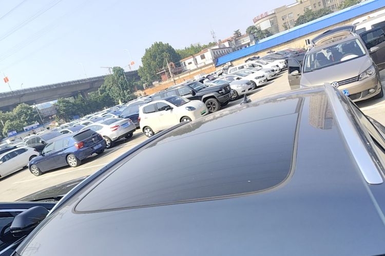 Audi Q3 2021 imagen de coche #25