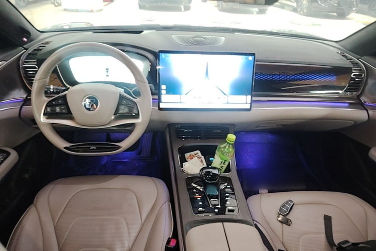 BYD Han 2024 car image #10
