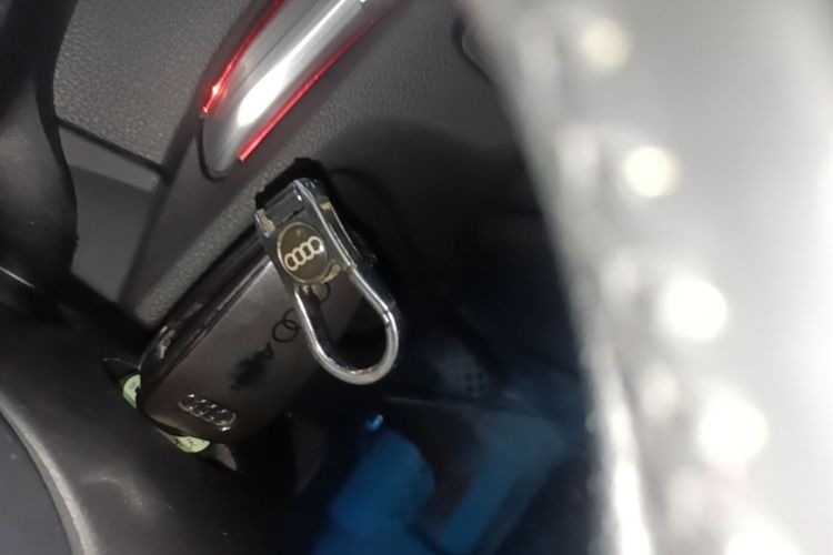 Audi A3 2017 car image #9