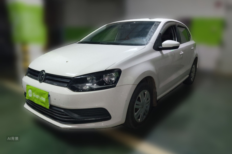 Volkswagen Polo 2015 car image #2