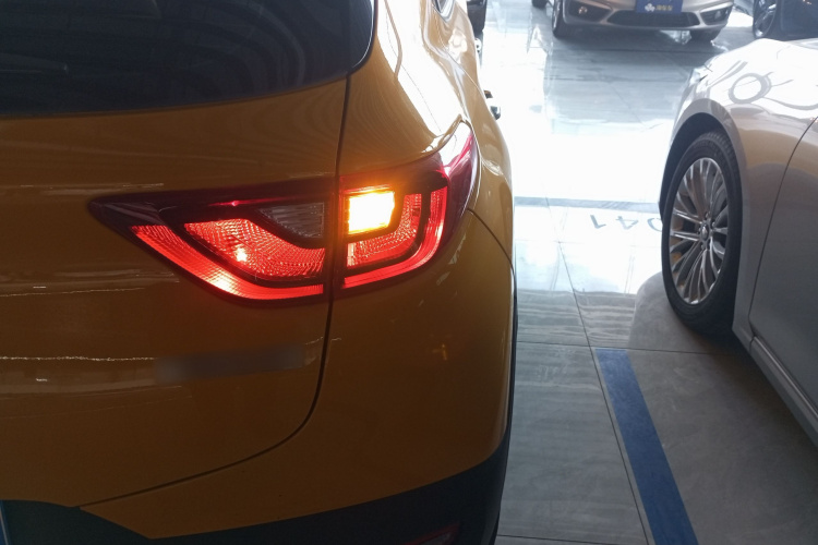 起亚 奕跑 2019 汽车图片 #8