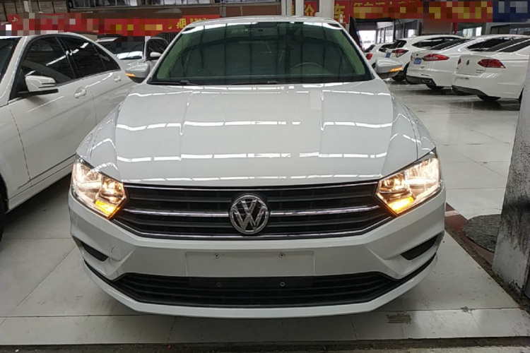 Volkswagen Bora 2019 car image #3
