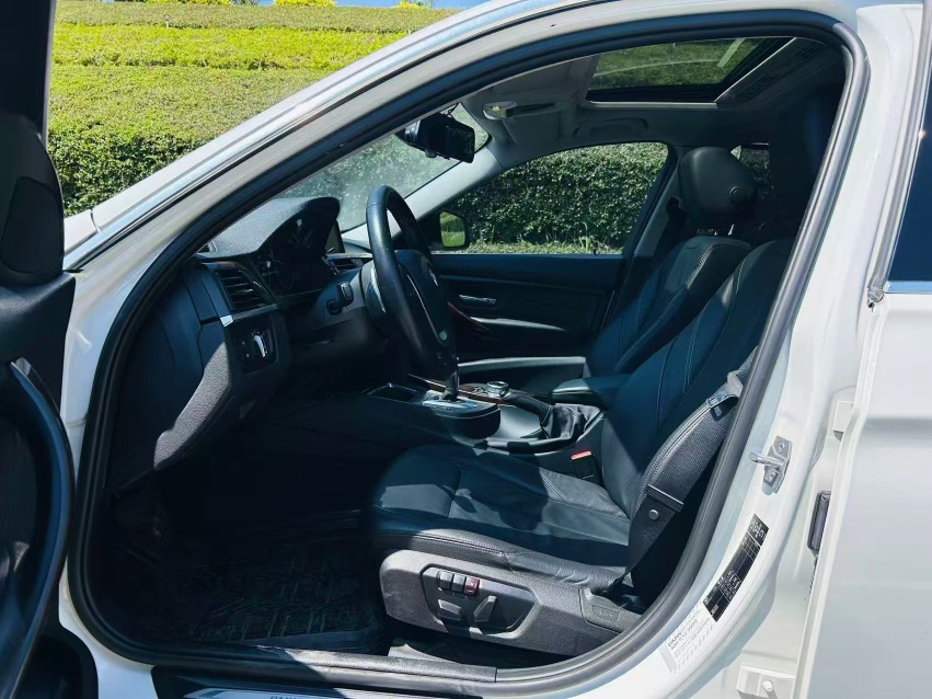 BMW 3 Series 2015 immagine di auto #4