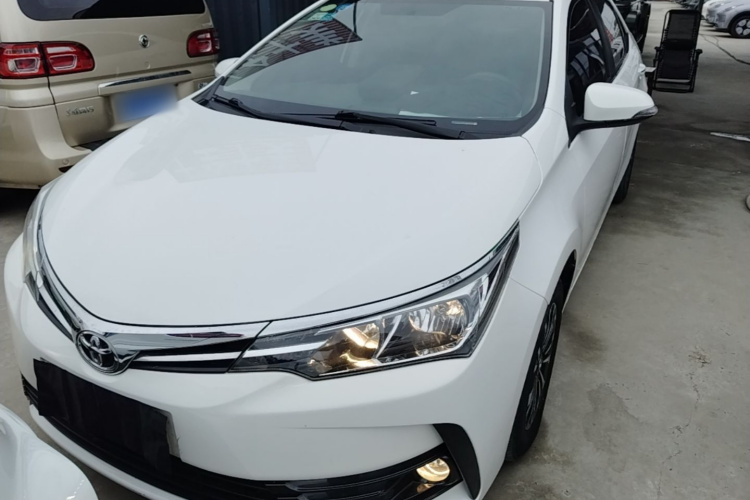 Toyota Corolla 2018 #3 Toyota Corolla 2018 car image #3
