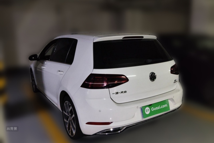 Volkswagen Golf 2018 car image #5