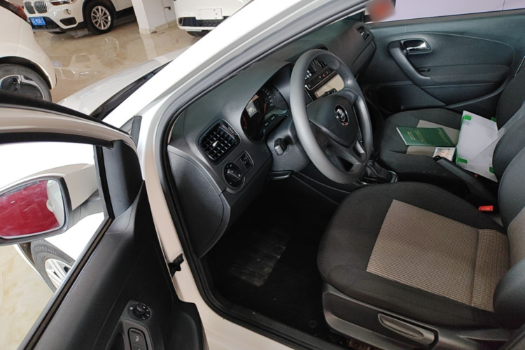Volkswagen Polo 2019 #16 Volkswagen Polo 2019 car image #16