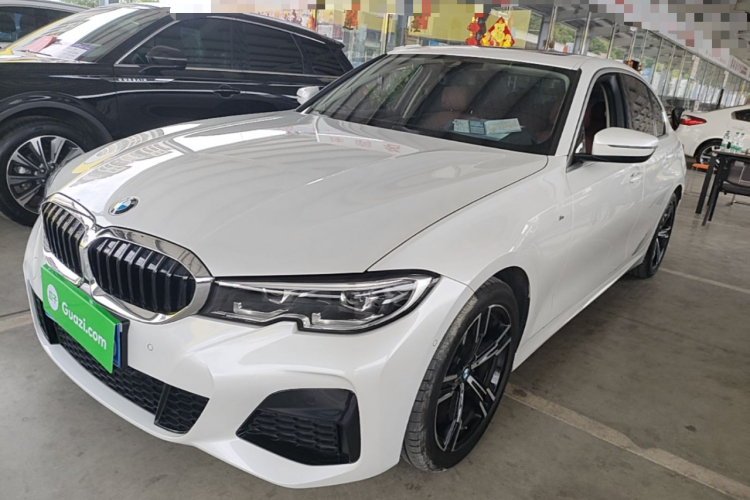 BMW 3 Series 2021 car image #2