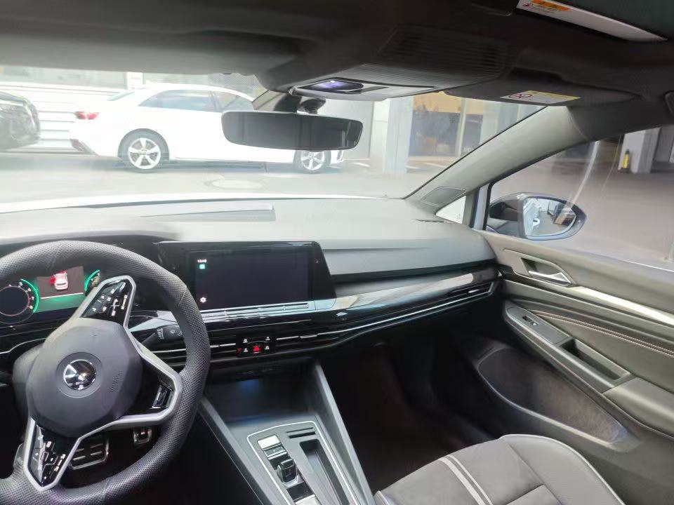 2023 car image #5