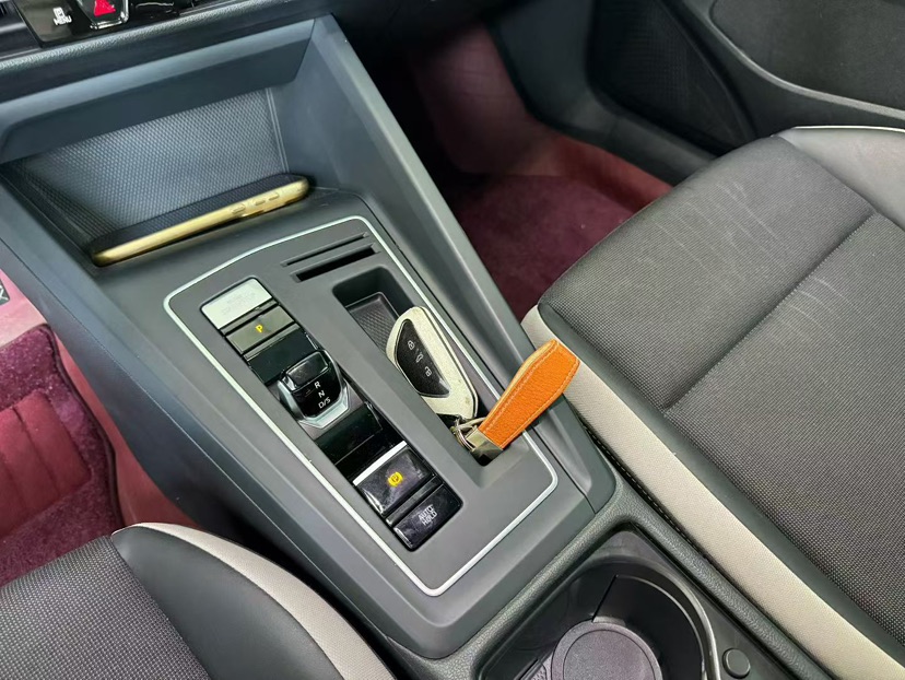Volkswagen Golf 2022 immagine di auto #6