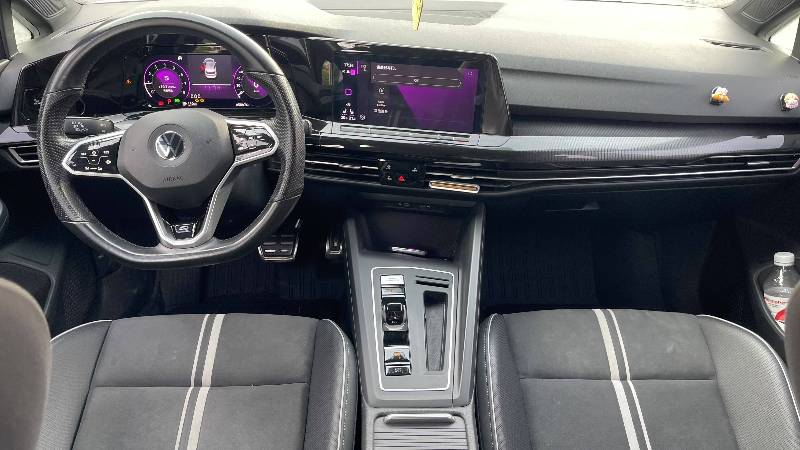 Volkswagen Golf 2020 car image #6