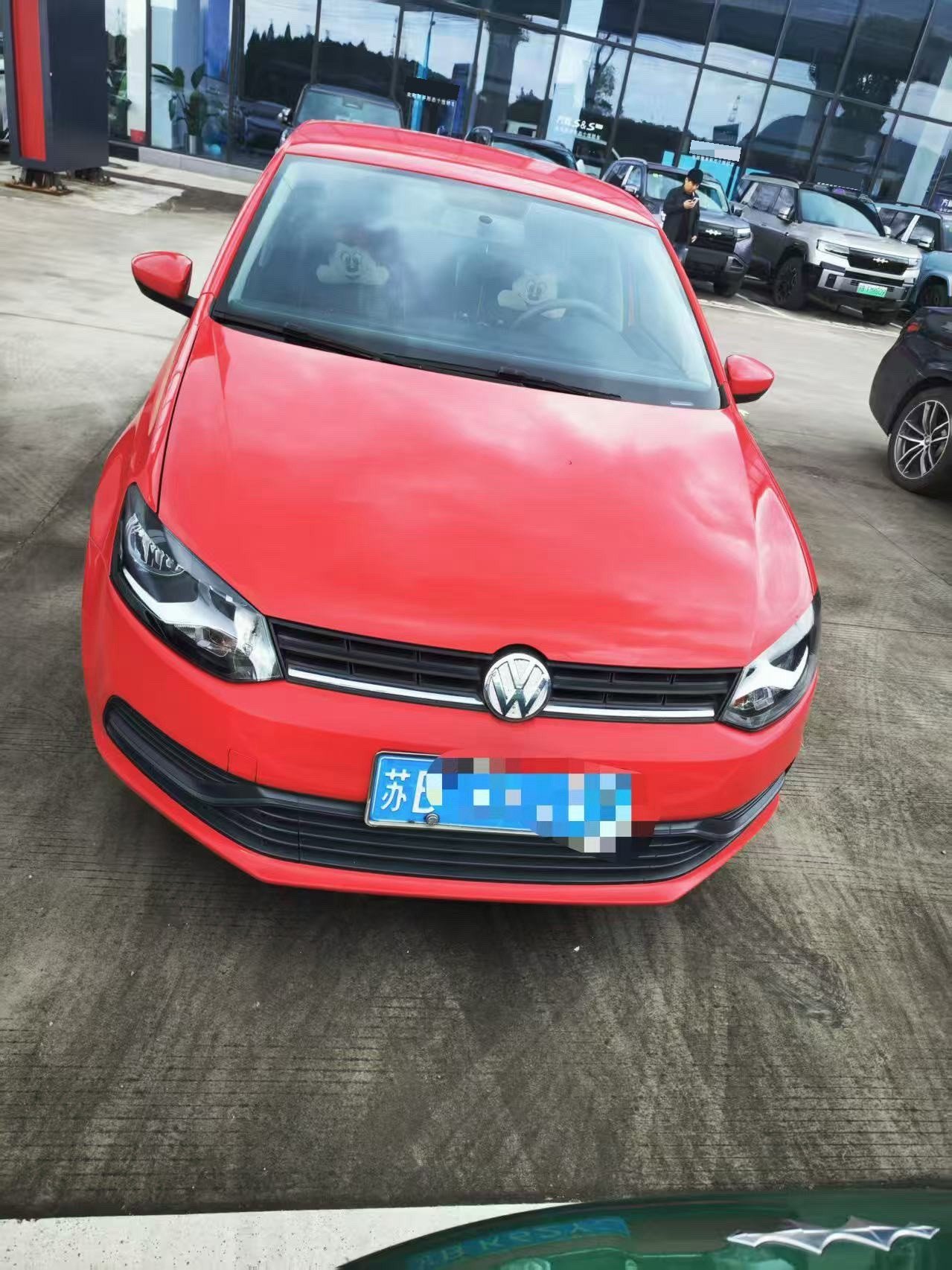 Volkswagen Polo 2019 car image #2