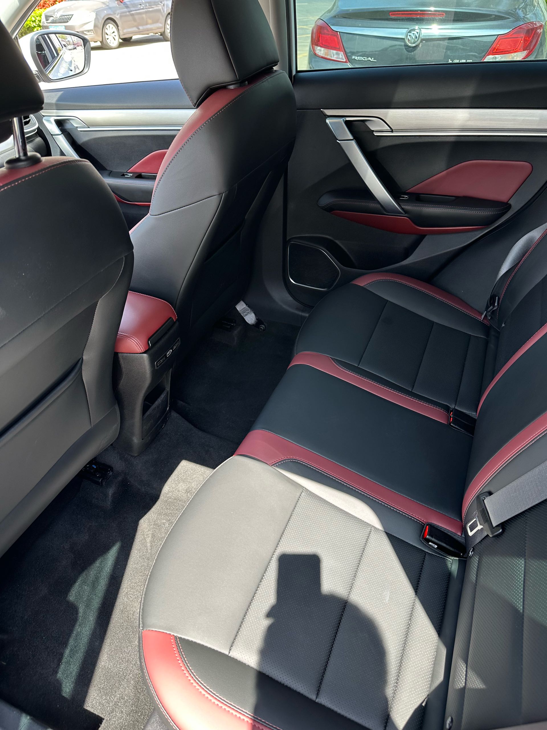 GEELY Coolray 2021 #6 GEELY Coolray 2021 car image #6