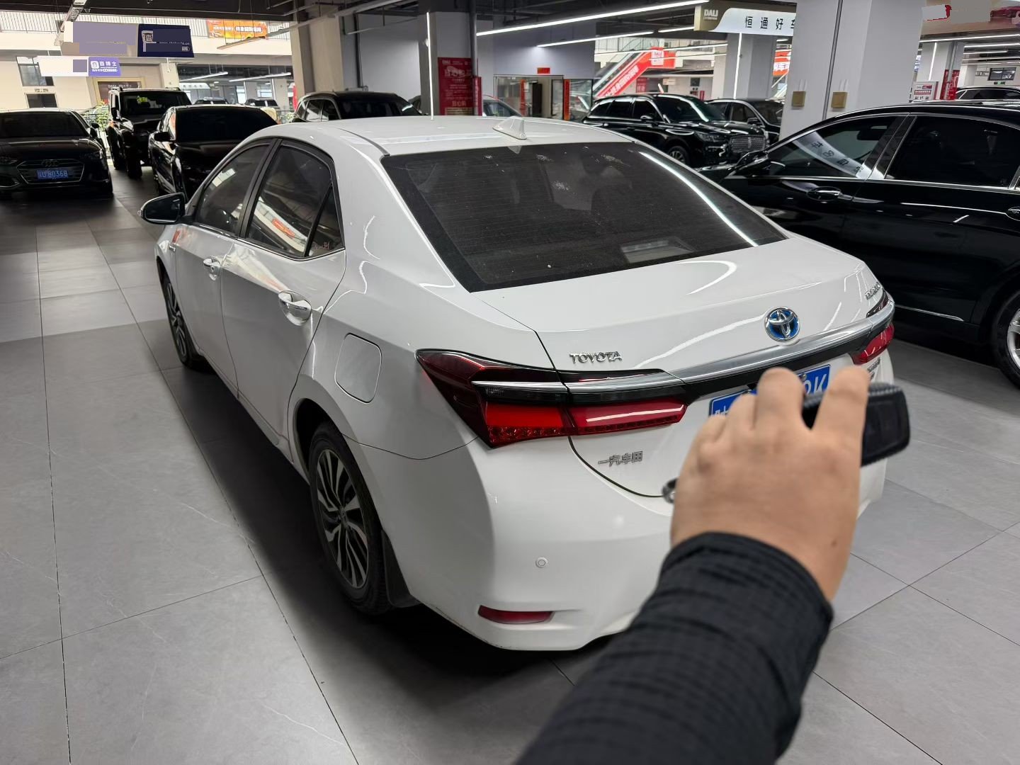 Toyota Corolla 2016 #9 Toyota Corolla 2016 car image #9