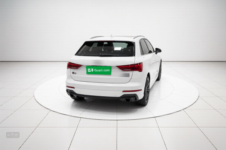 Audi Q3 2023 car image #6