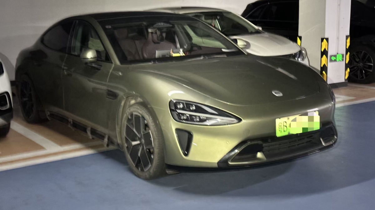 MI SU7 2024 car image #3