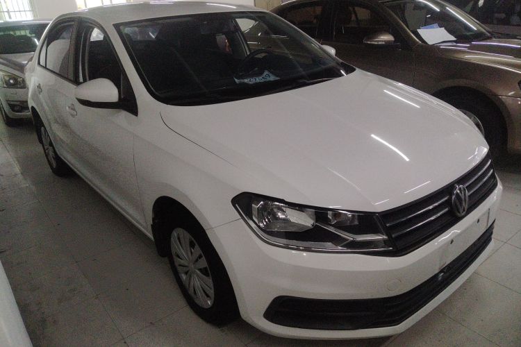 Volkswagen Santana 2019 صورة سيارة #4