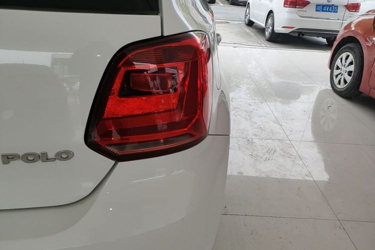Volkswagen Polo 2017 #8 Volkswagen Polo 2017 car image #8