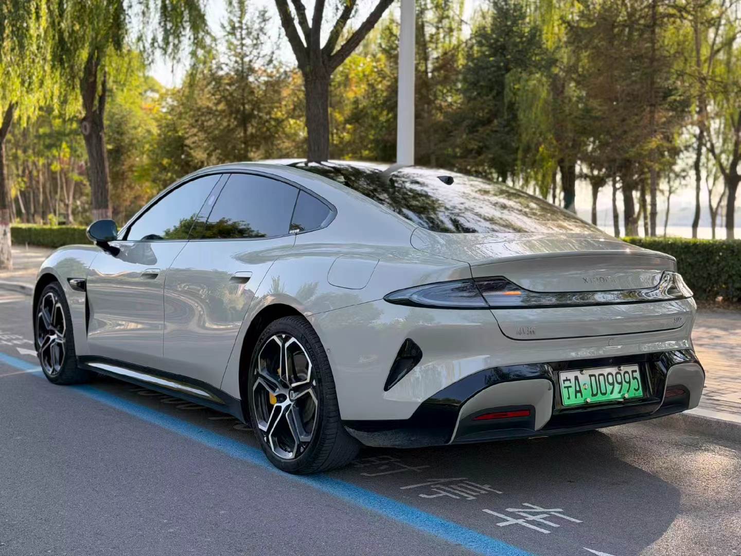 MI SU7 2025 #9 MI SU7 2025 изображение автомобиля #9