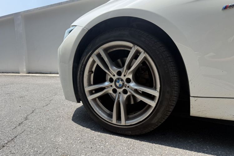 BMW 3 Series 2018 car image #7
