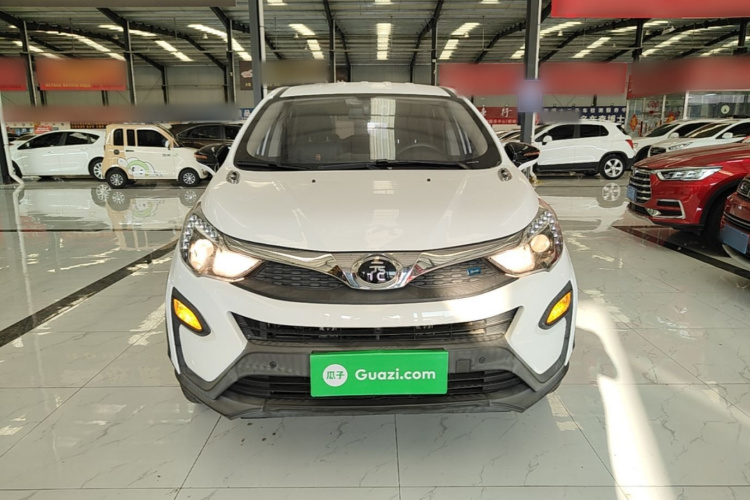 BYD Yuan 2017 изображение автомобиля #3